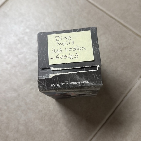 POP MART MOLLY anniversary statues - Picture 2 of 6